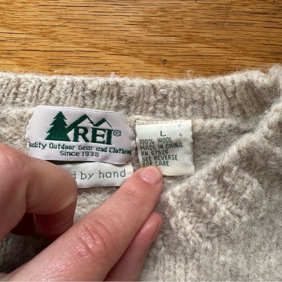 Vintage REI Hand Knit Wool Nature Sweater - Picture 3 of 8